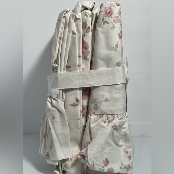 LoveShackFancy Pottery Barn Antique Floral Printed Queen Sheet Set - Picture 6 of 9